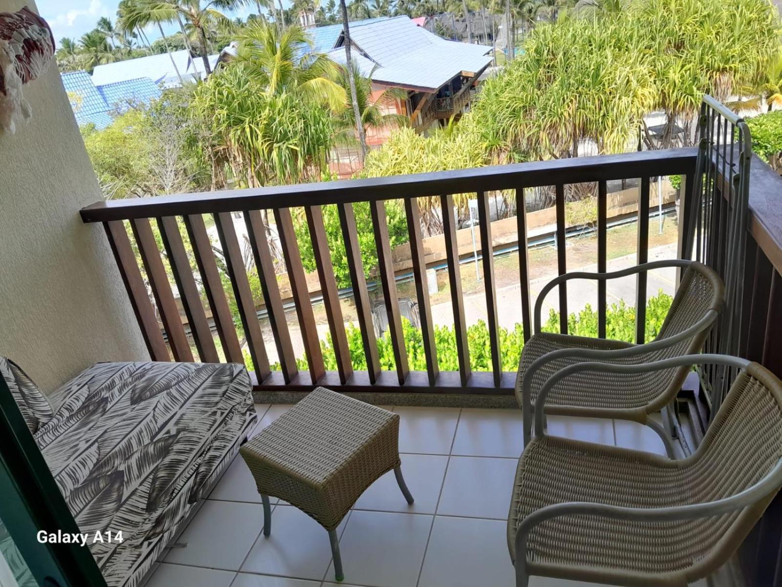 Apartamento Marulhos Muro Alto